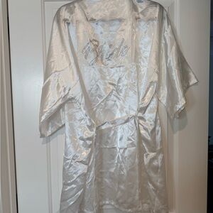 Elegant White Satin Bridal Robe